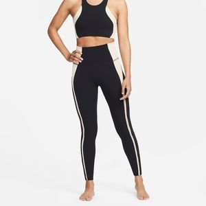 NIKE Plus Size  Yoga Luxe Women's High-Waisted 7/8 Leggings Size 2X NEW